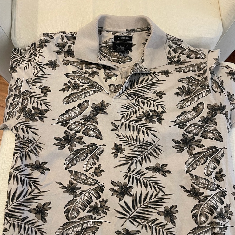 Van Heusen Bahama Half Button